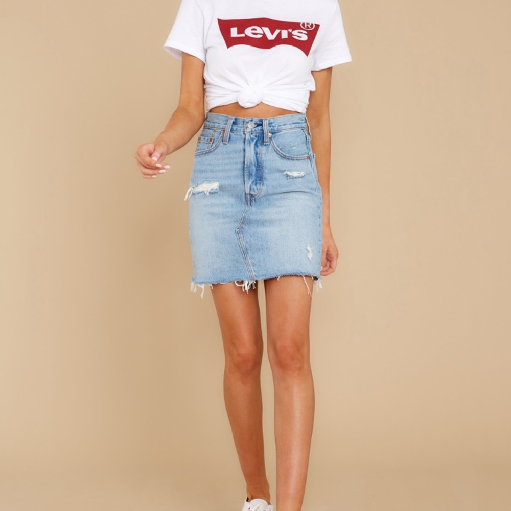 Levi’s High-waisted Deconstructed Denim Skirt